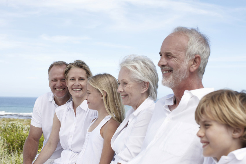 Imagefoto Familie mit Enkeln, Eltern, Großeltern in den Dünen