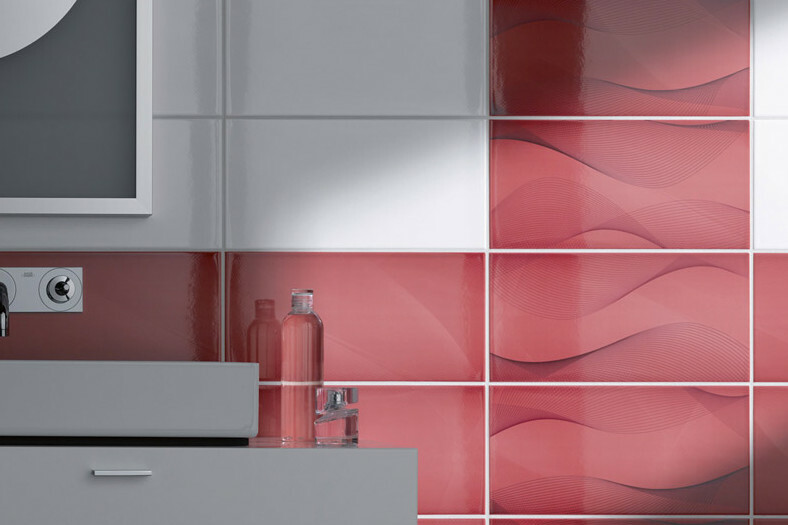Wandfliesen im Querformat in weisse und rot am Waschbeckenwand