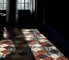 Fliesenboden im historischen Schick